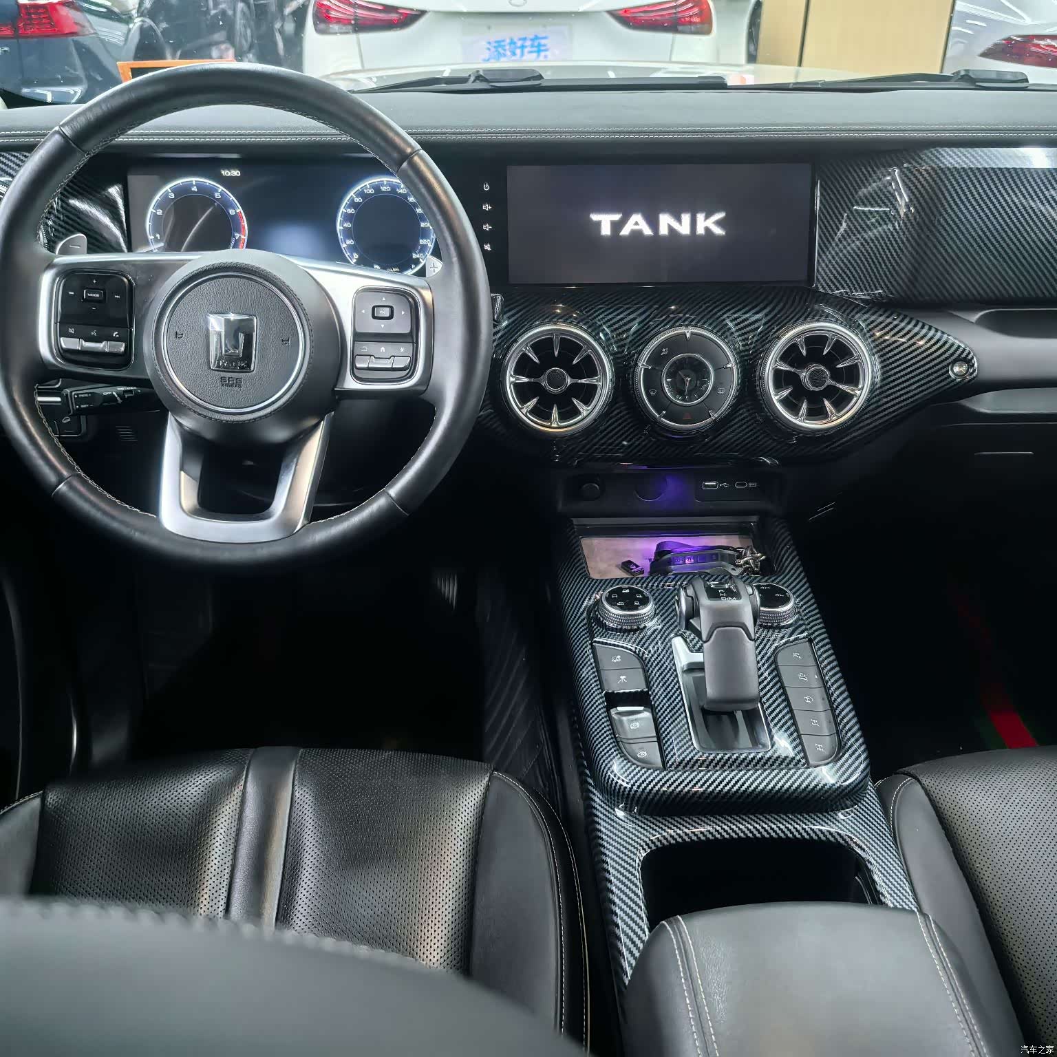 Tank 300, 2022 4