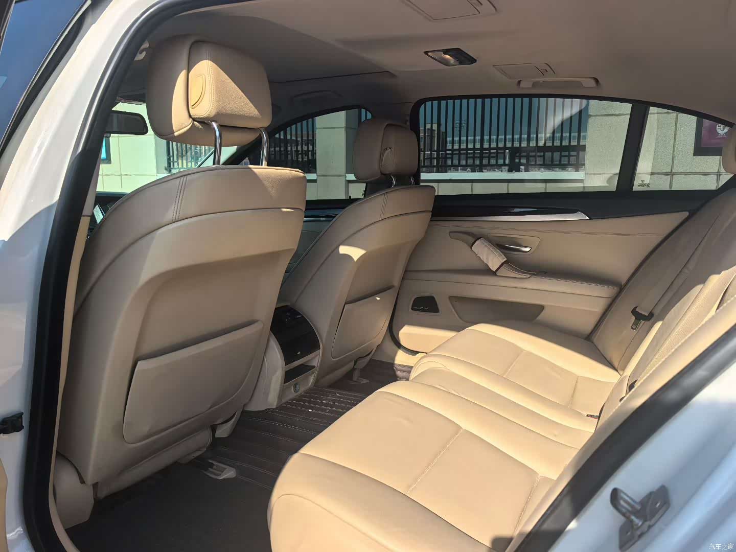 BMW 5 Series, 2012 6
