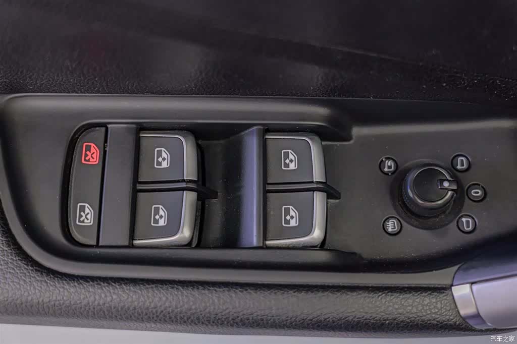 Audi Q2L, 2020 17