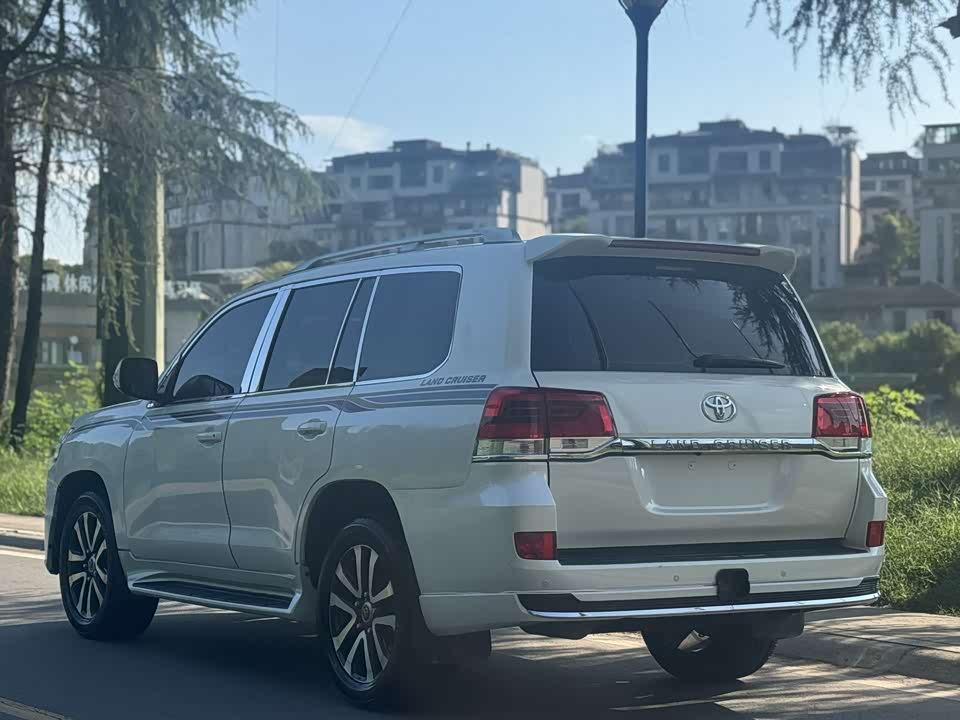 Toyota Land Cruiser Toyota Land Cruiser