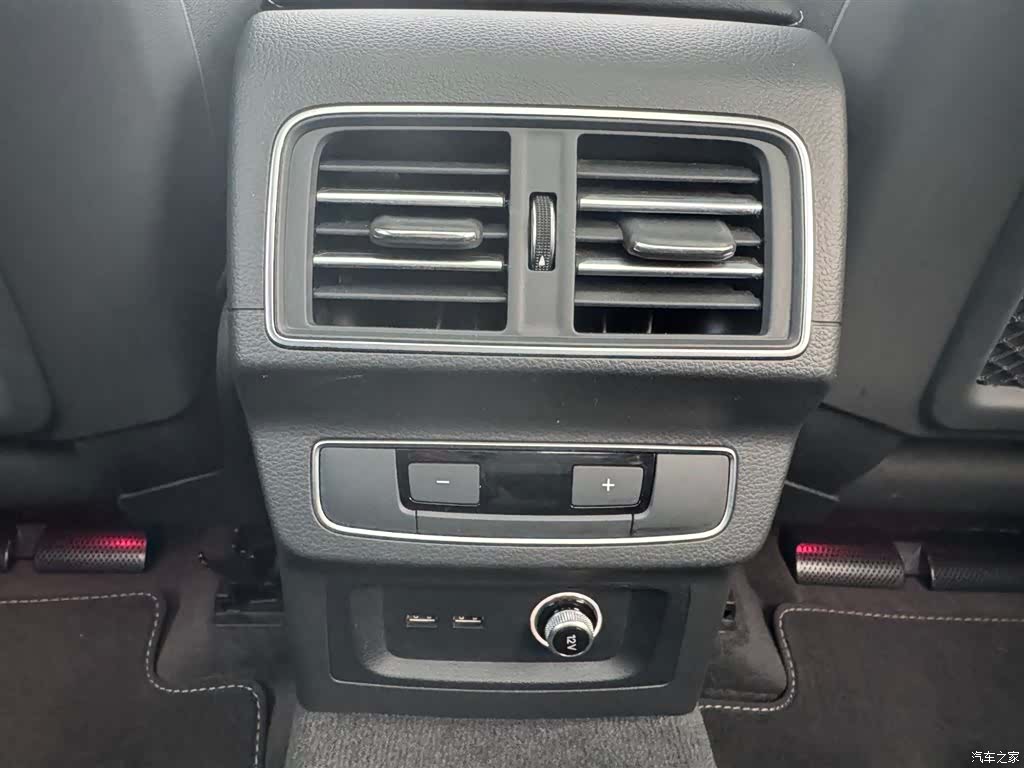 Audi Q5L, 2024 все фото
