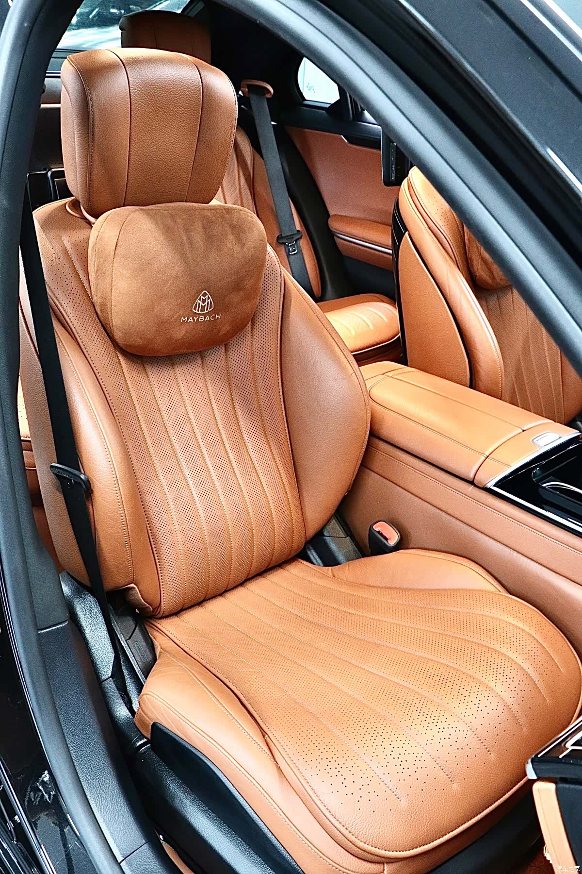 Mercedes-Benz S-Class, 2022 16