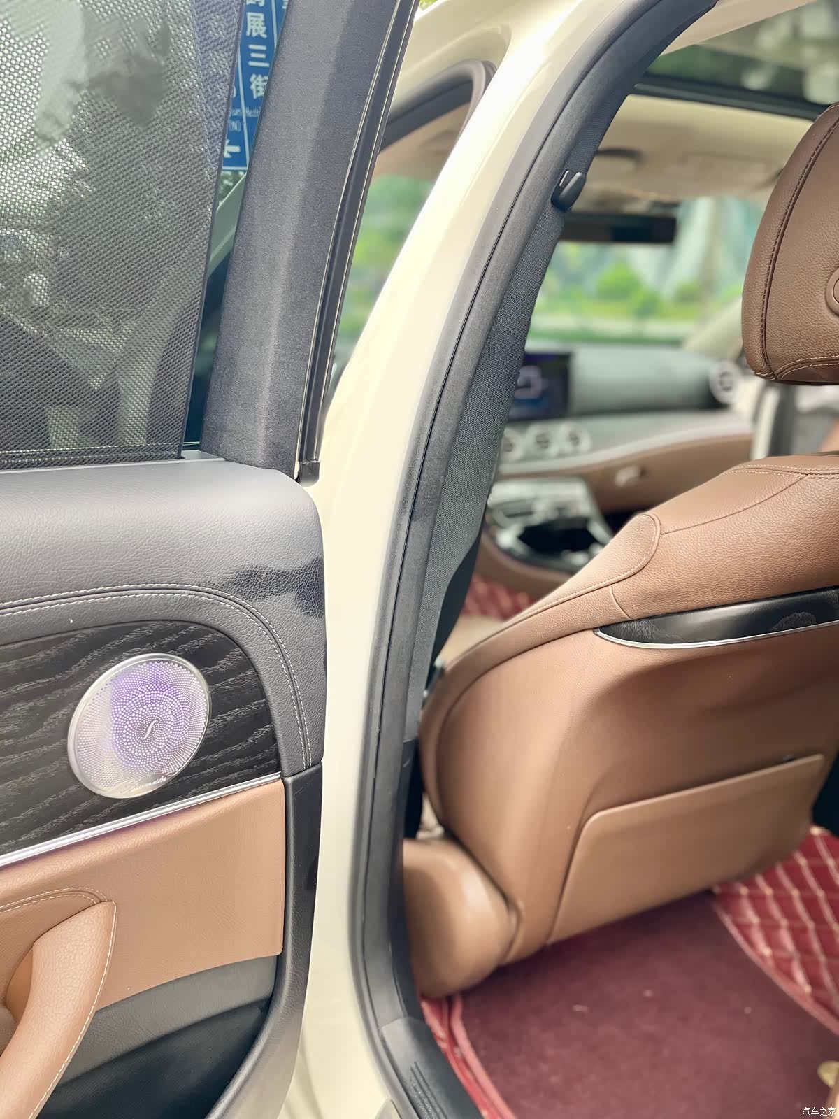 Mercedes-Benz E-Class, 2017 26
