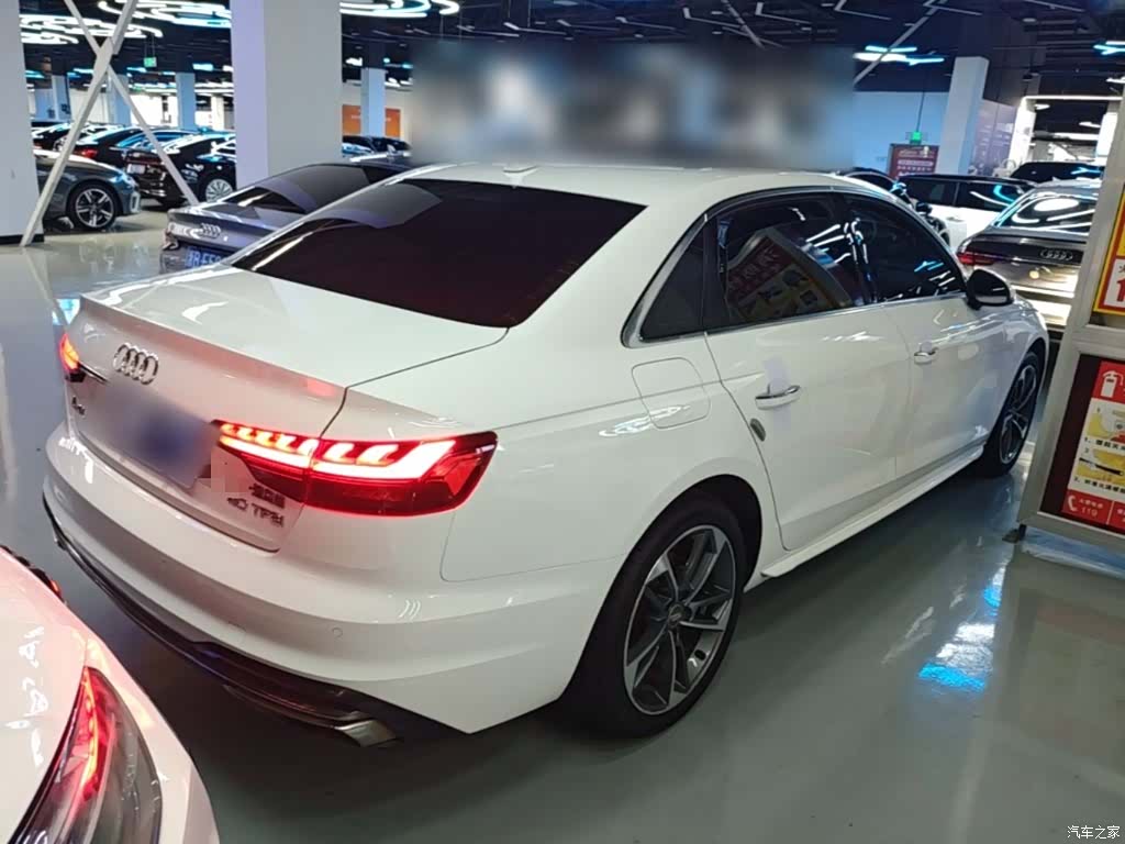 Audi A4L, 2021 7