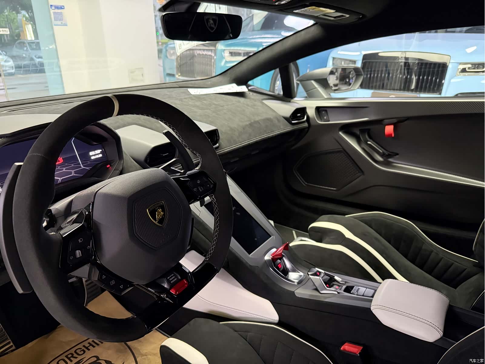 Lamborghini Huracán, 2022 7