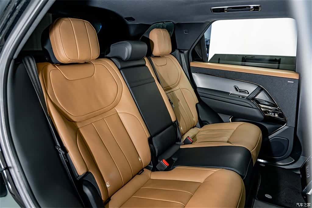 Land Rover Range Rover, 2023 23