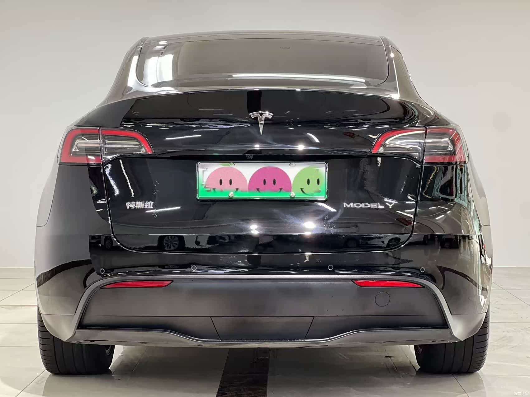 Tesla Model Y, 2023 9