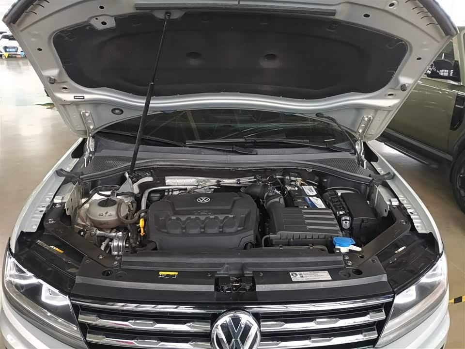 Volkswagen Tiguan L