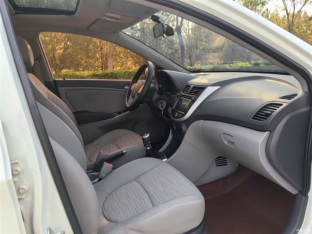 Hyundai GLS, 2017 23