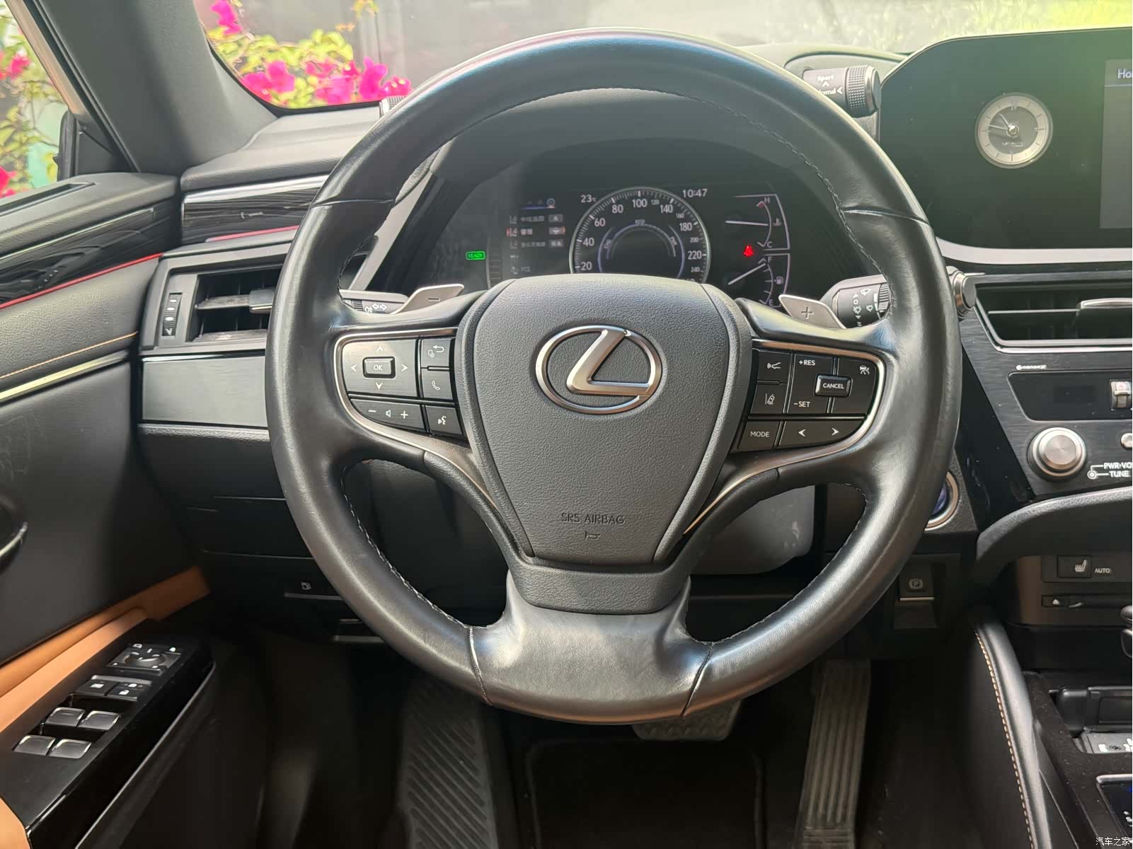 Lexus ES, 2021 13
