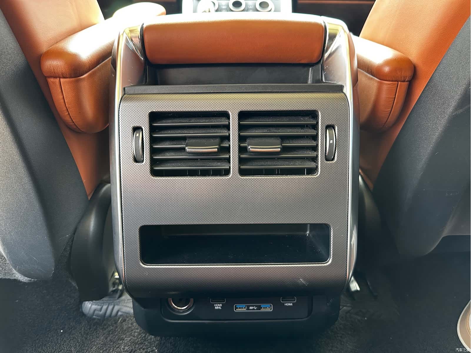 Land Rover Range Rover, 2018 16
