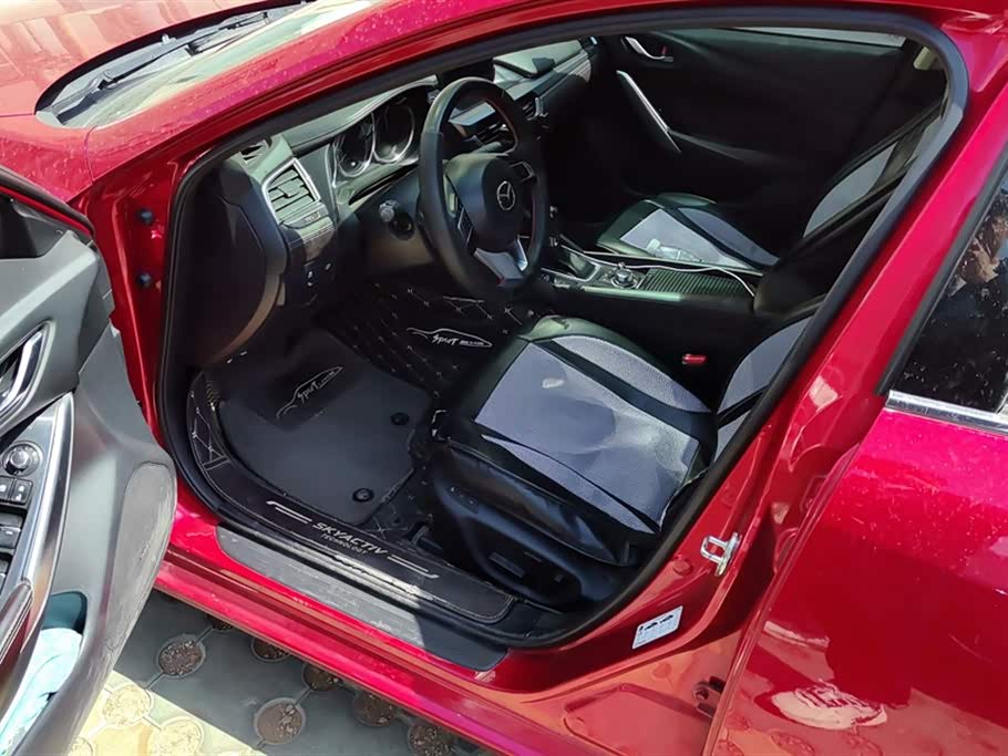 Mazda Atez