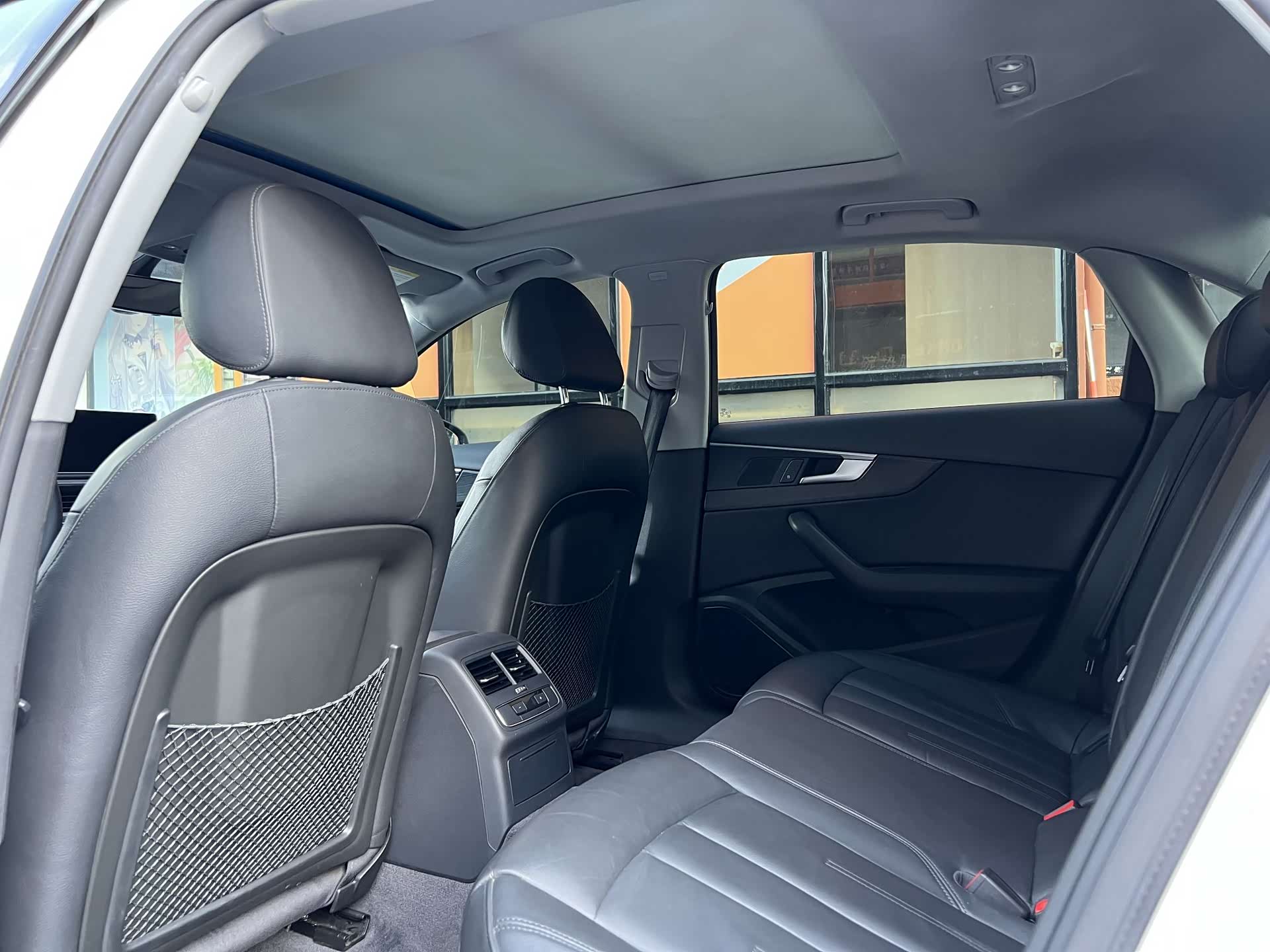 Audi A4L, 2017 4