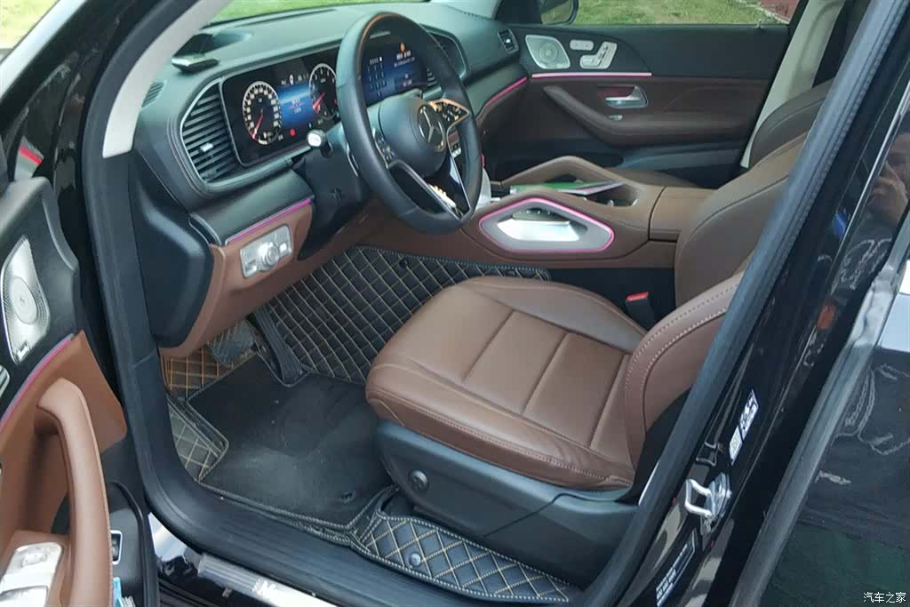 Mercedes-Benz GLE, 2024 9