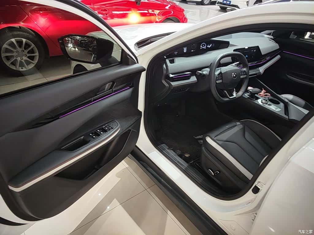 Changan UNI-V, 2023 16