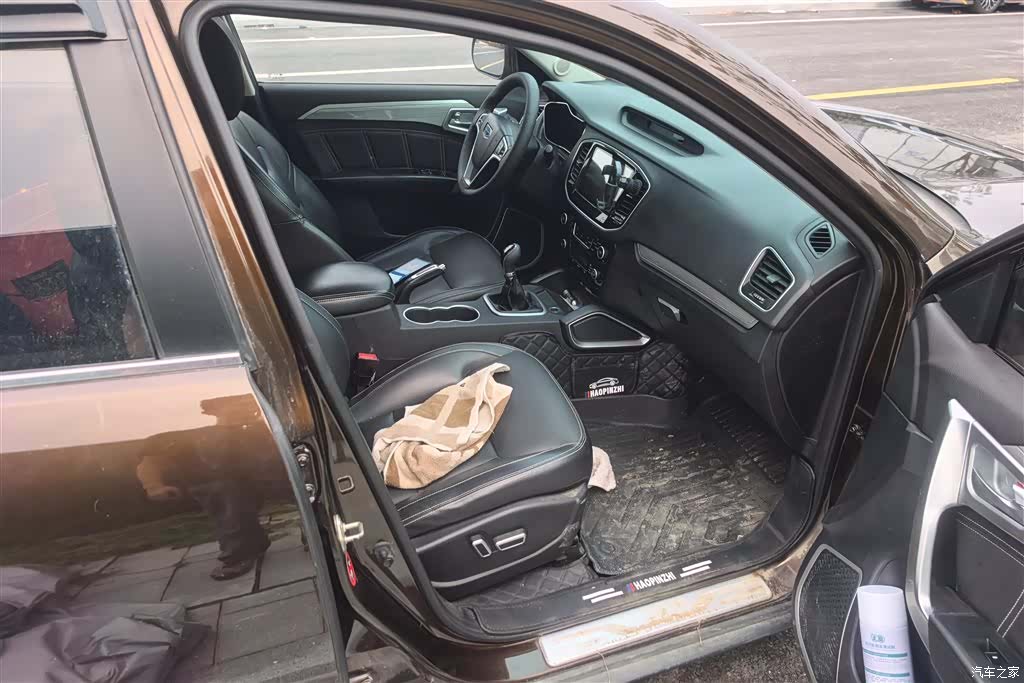 Geely X6, 2017 8
