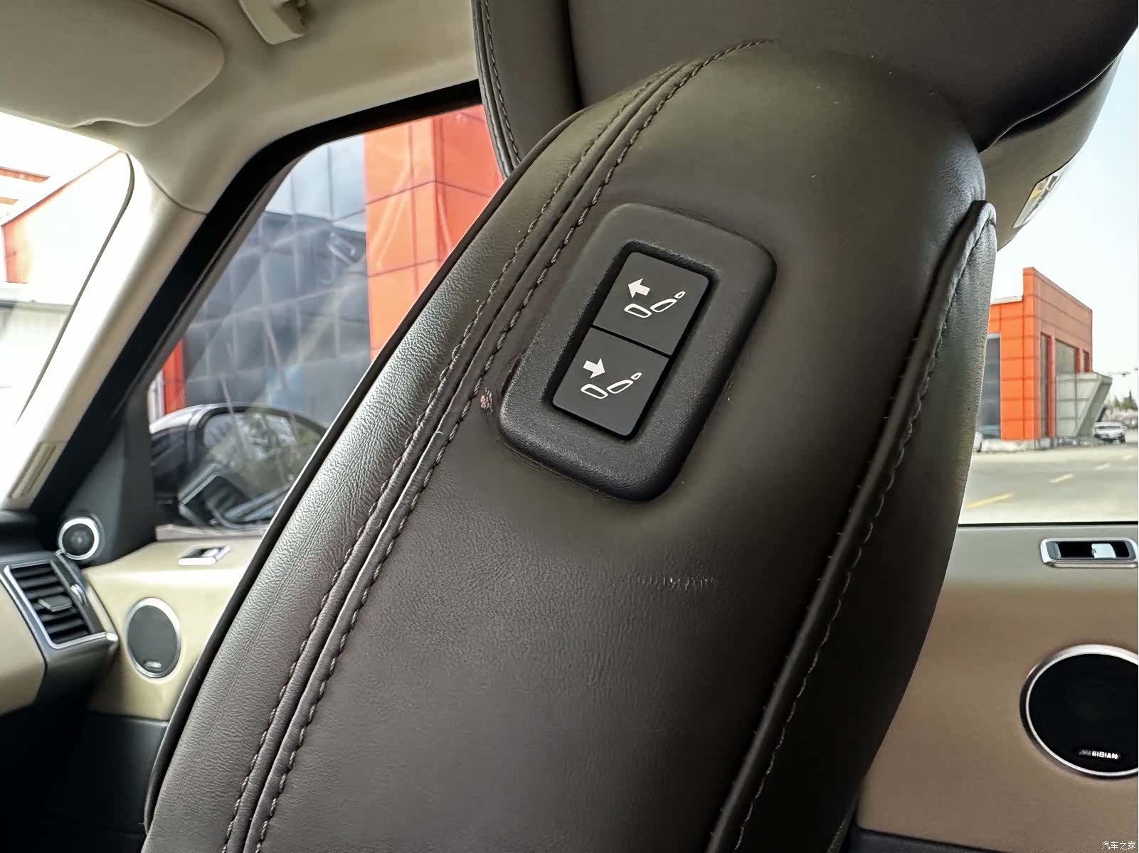 Land Rover Range Rover, 2019 18