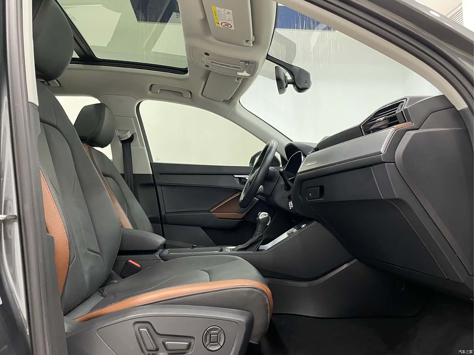 Audi Q3, 2022 12