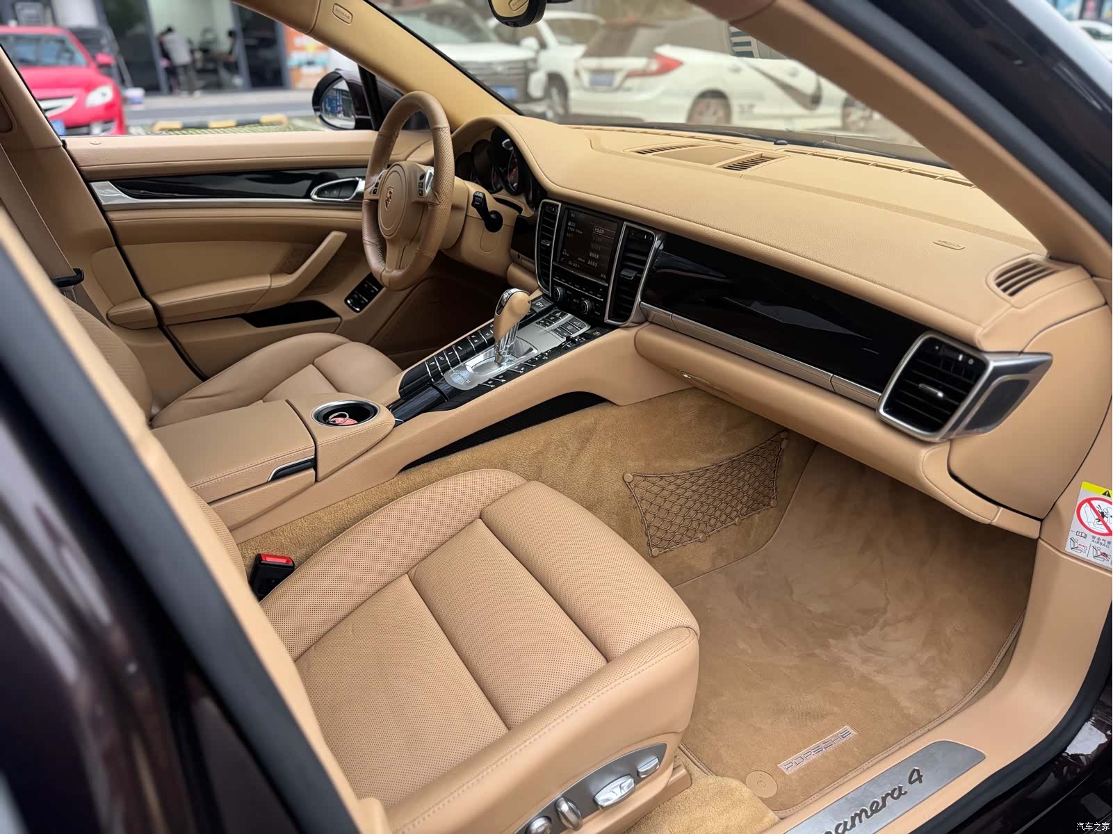 Porsche Panamera, 2015 9