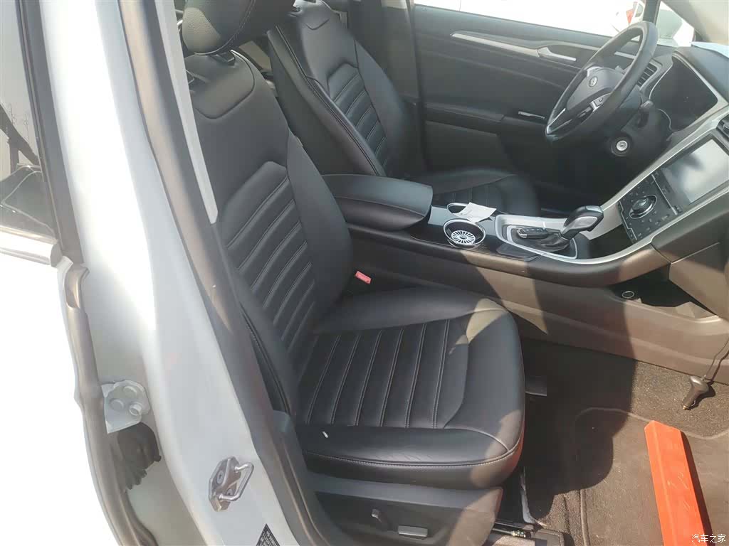 Ford Mondeo, 2015 25