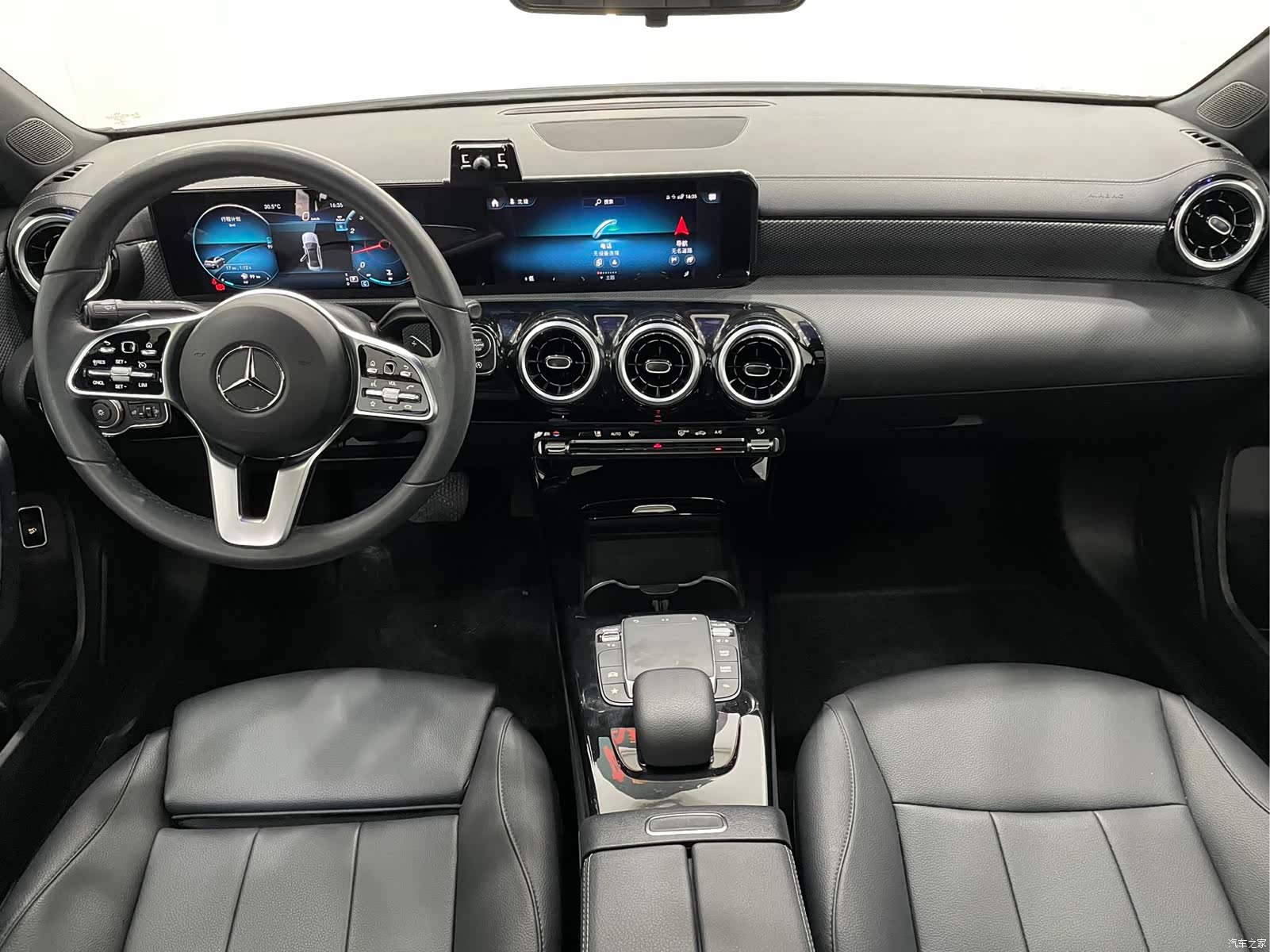 Mercedes-Benz A-Class, 2023 6