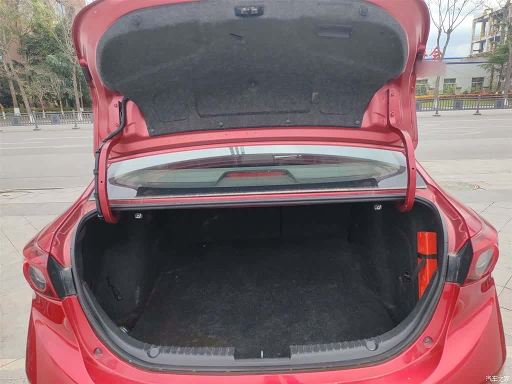 Mazda Mazda3, 2018 19