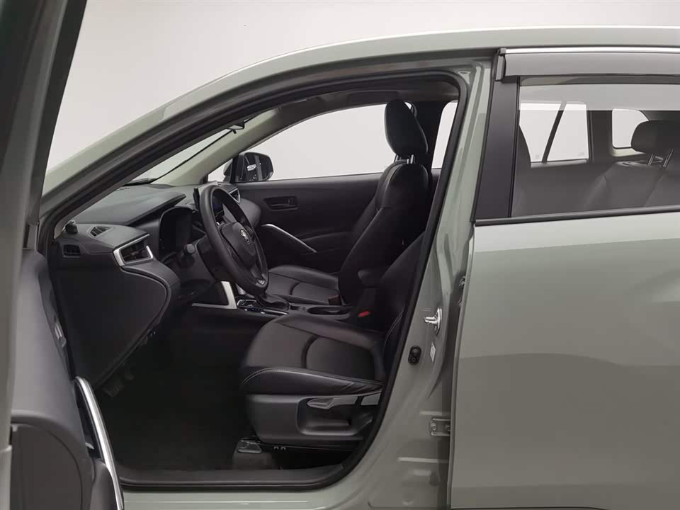 Toyota Corolla Sharp amplifier