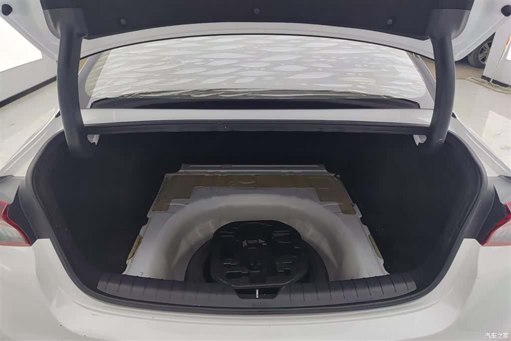 Kia K5, 2021 4