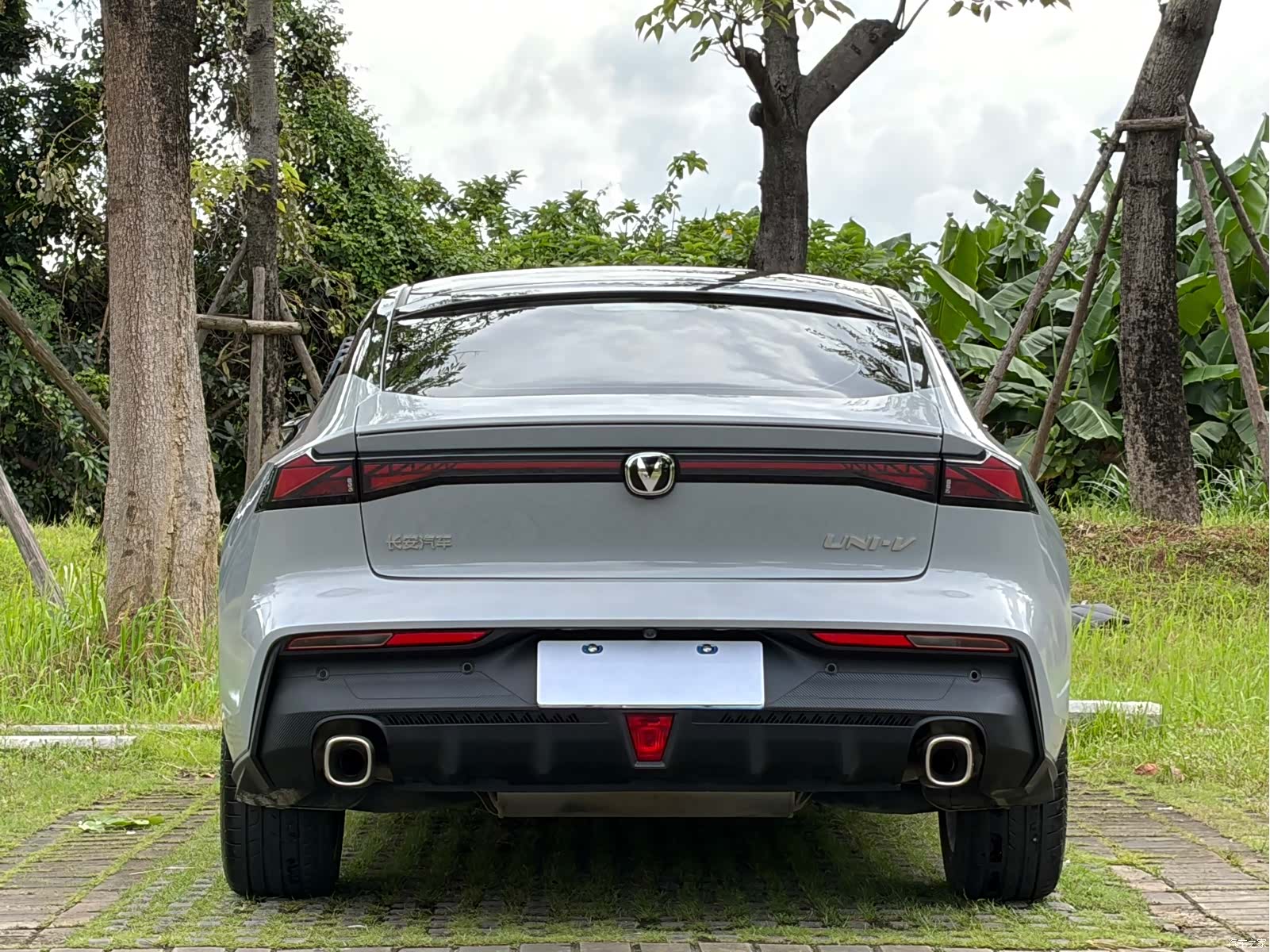 Changan UNI-V, 2022 9