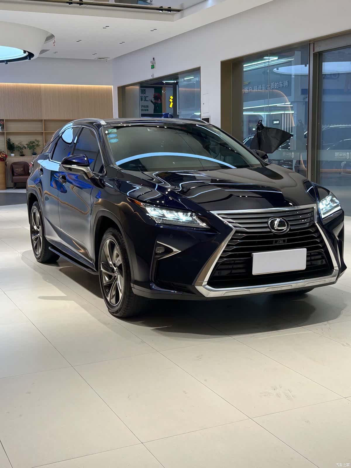 Lexus RX, 2018 3