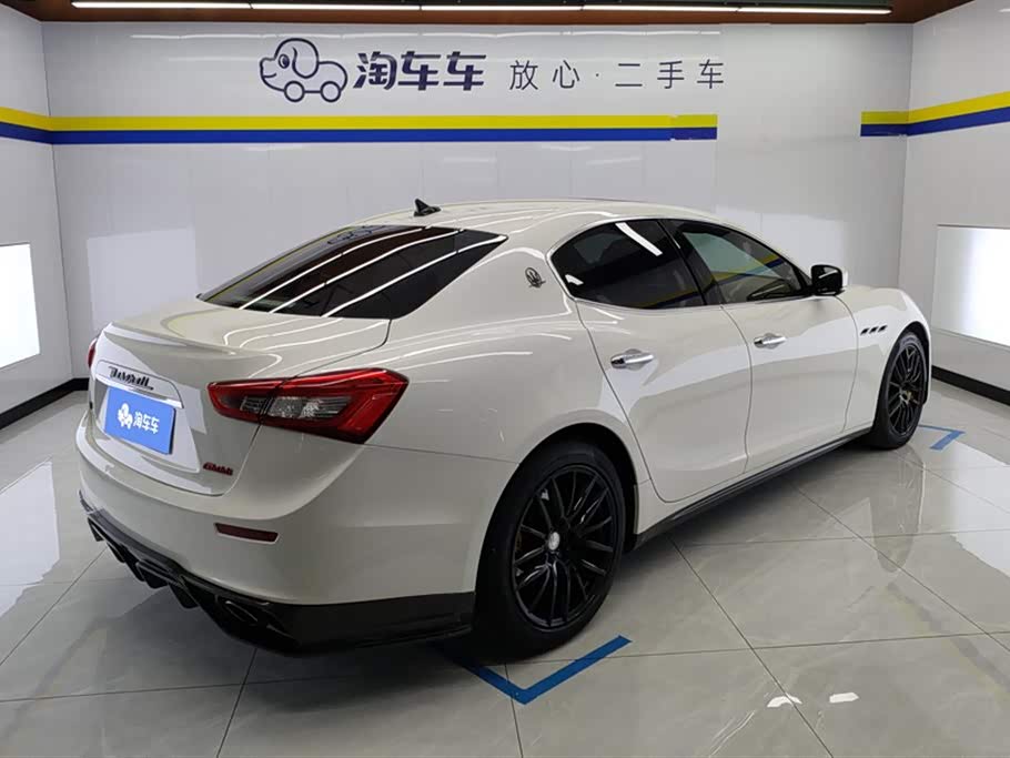 Maserati Ghibli