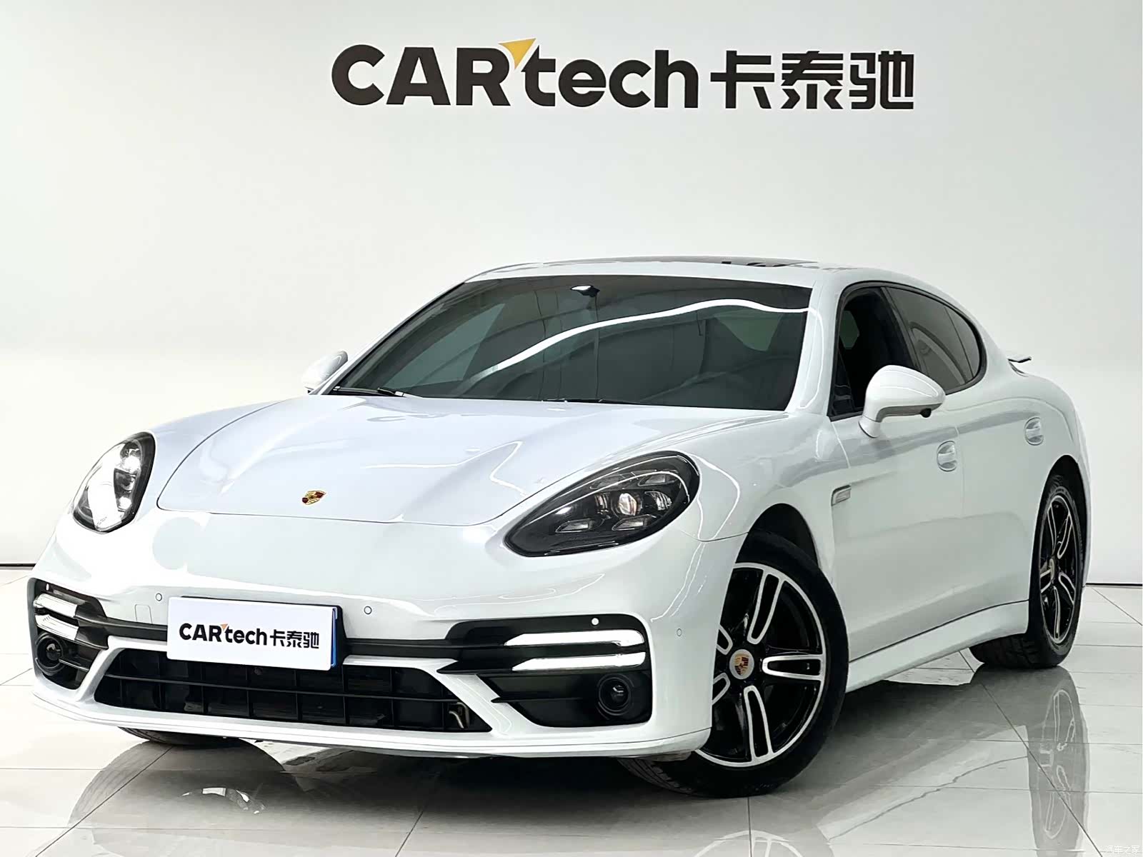 Porsche Panamera, 2013 1