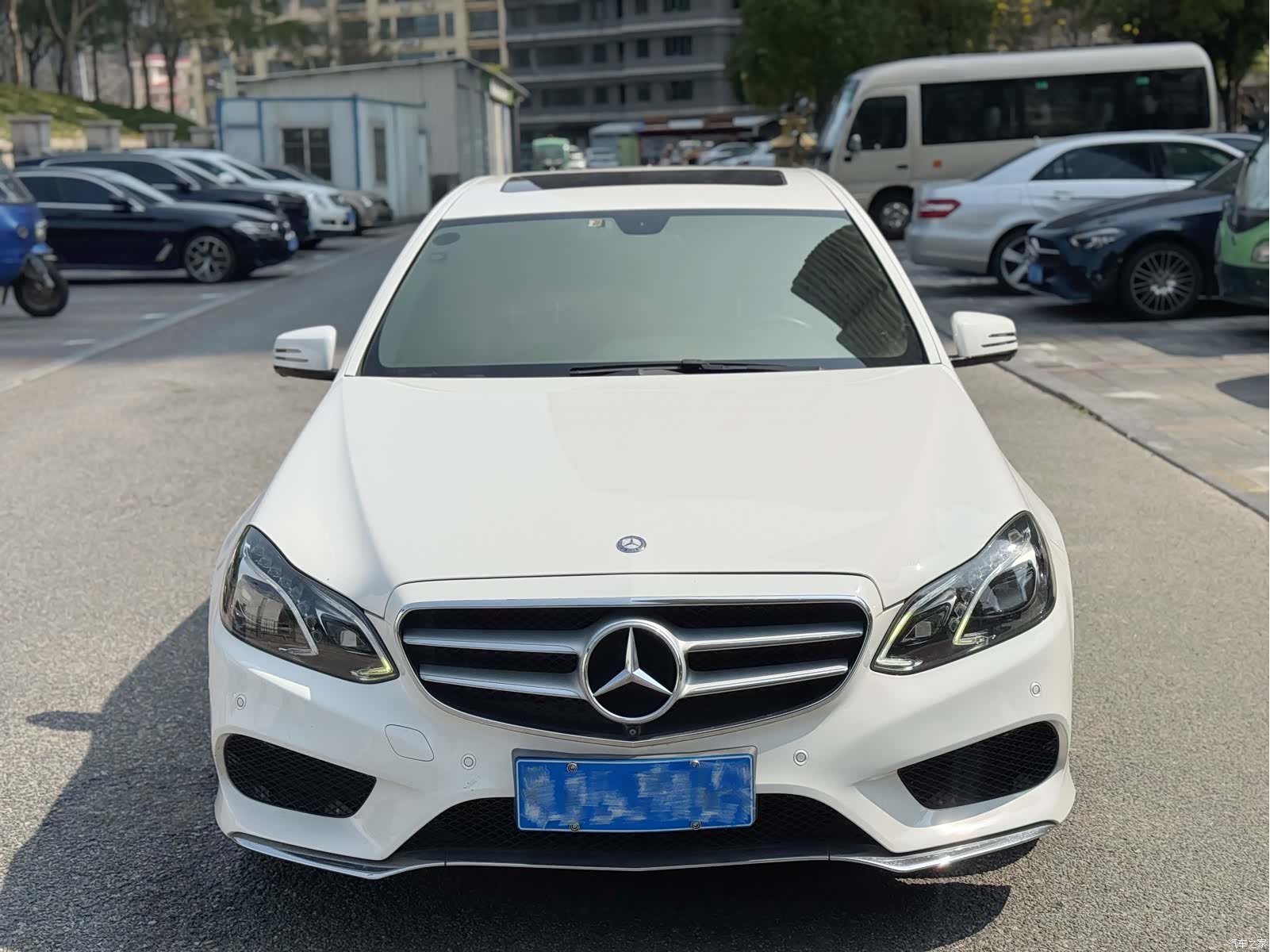 Mercedes-Benz E-Class, 2015 2
