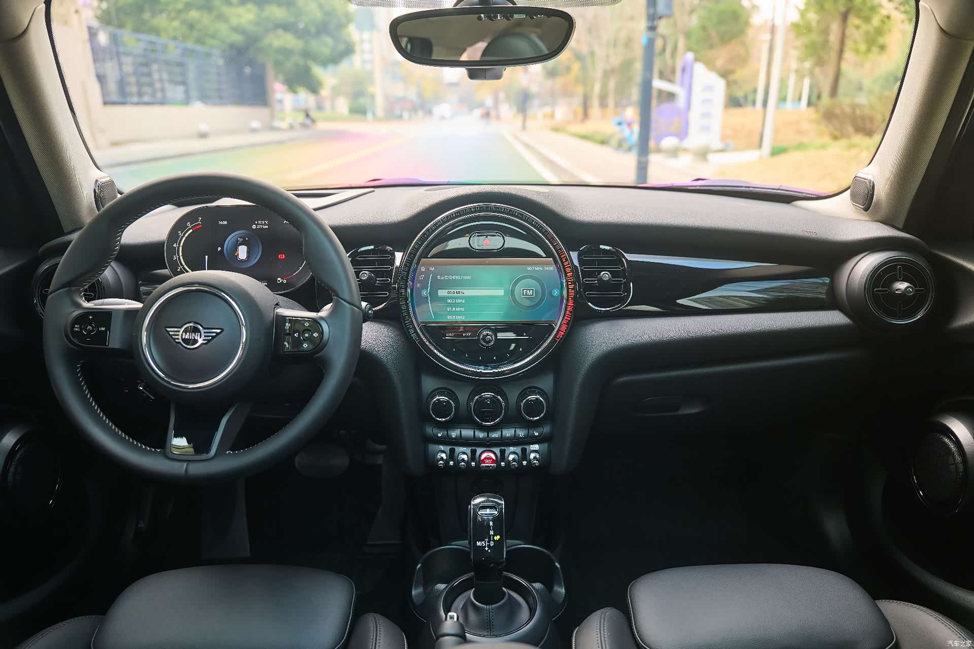 Mini Cooper, 2023 15