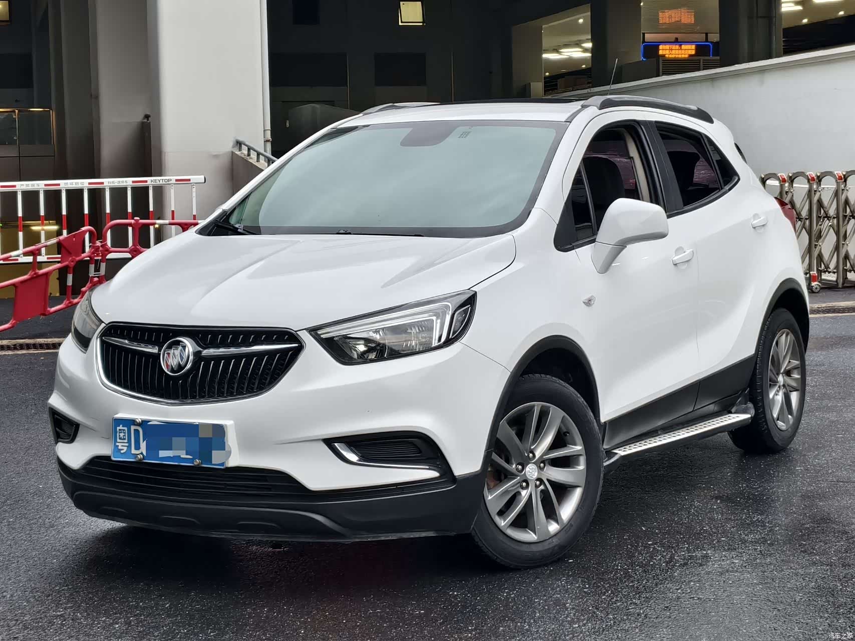 Buick Encore, 2017 1