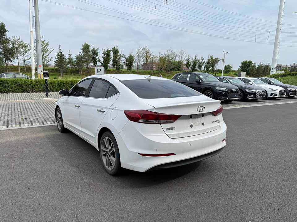 Hyundai Lead Hyundai Lead