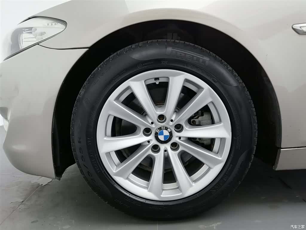 BMW 5 Series, 2012 17
