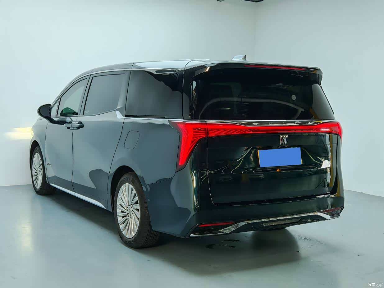 Buick Century, 2023 4
