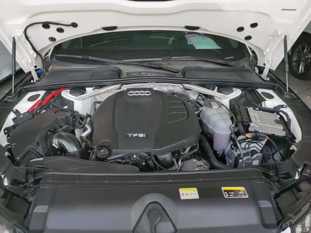 Audi A4L, 2022 20