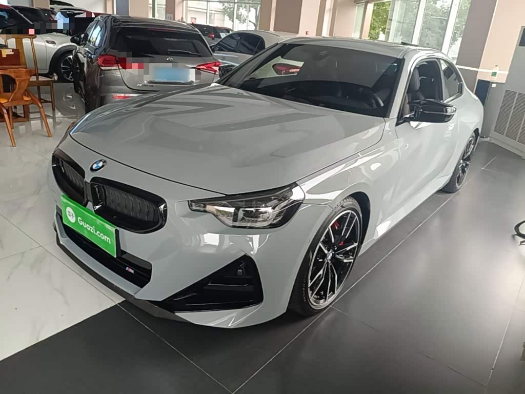 BMW M240i