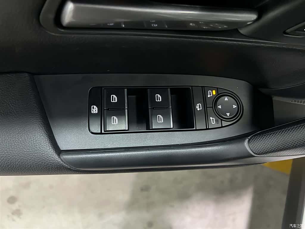 Mazda CX-50, 2023 10