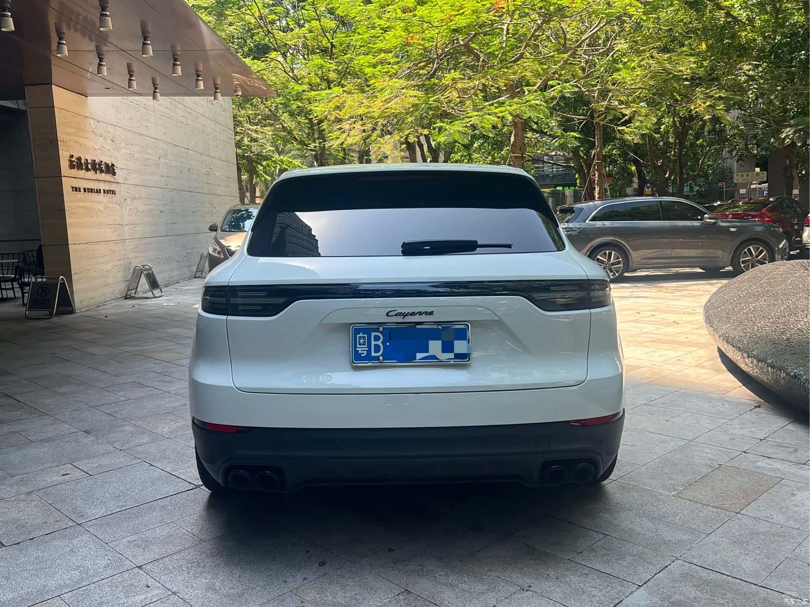 Porsche Cayenne, 2023 18