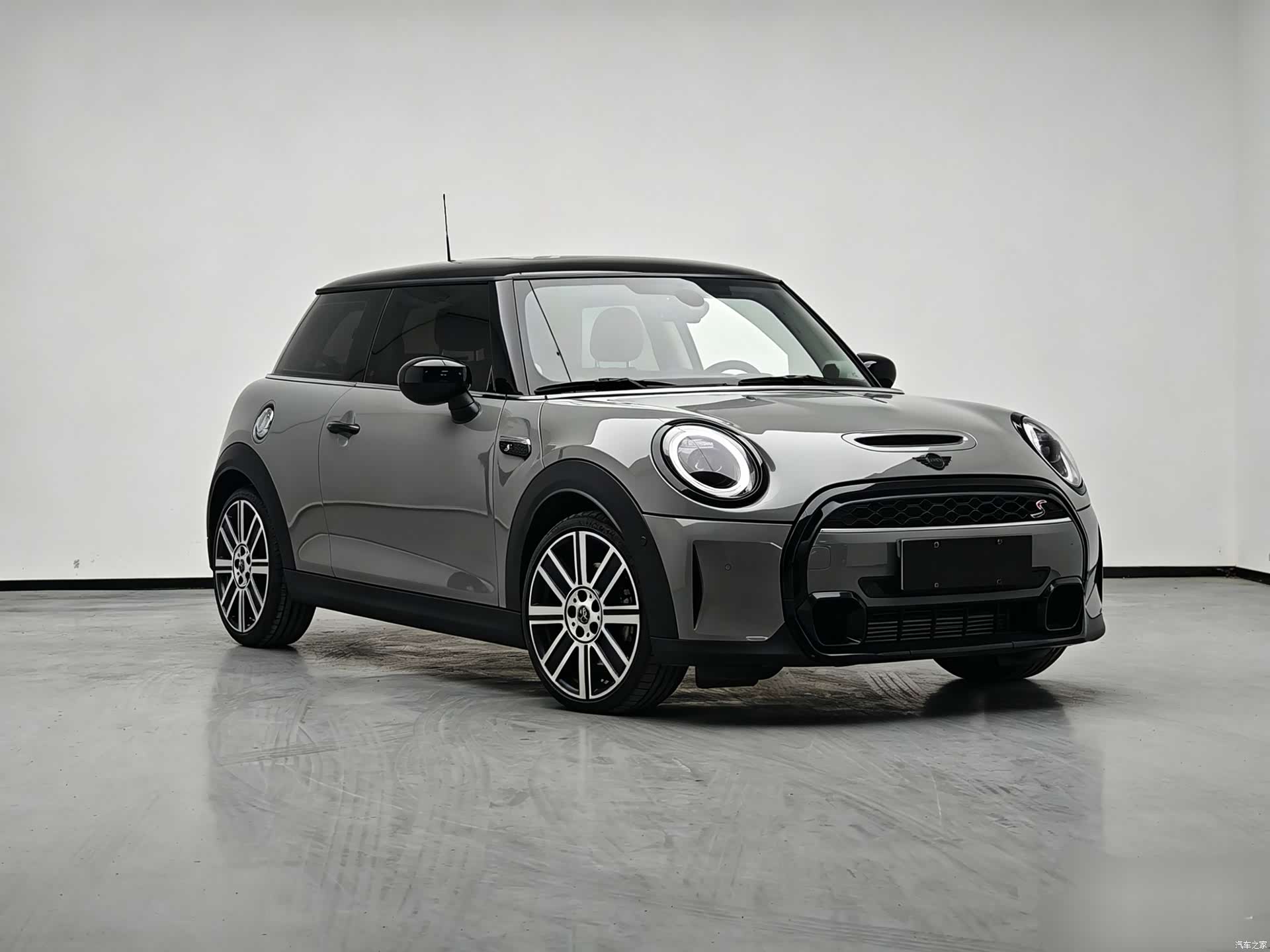 Mini Cooper, 2022 все фото