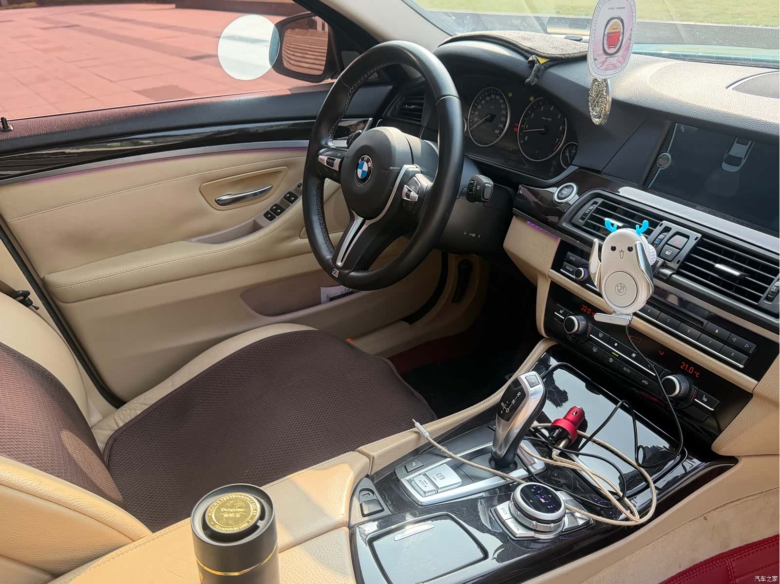 BMW 5 Series, 2011 13