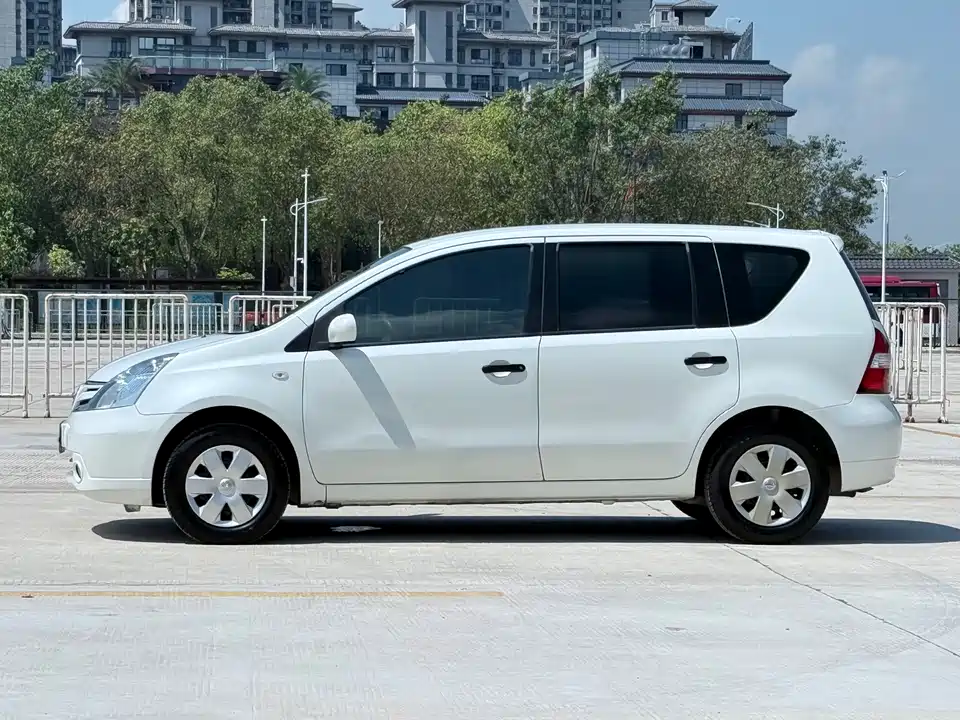 Nissan Liwei