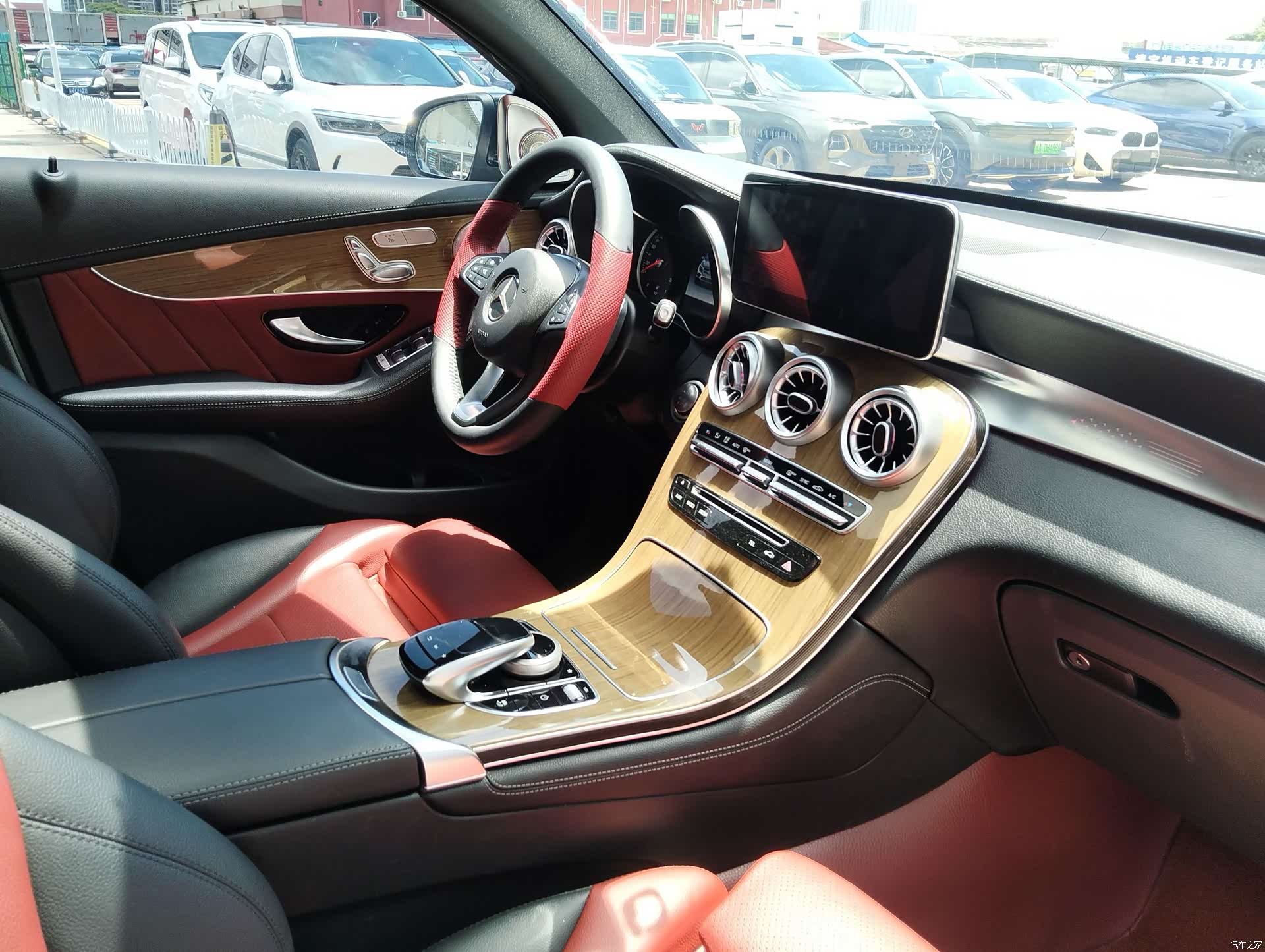 Mercedes-Benz GLC, 2018 13