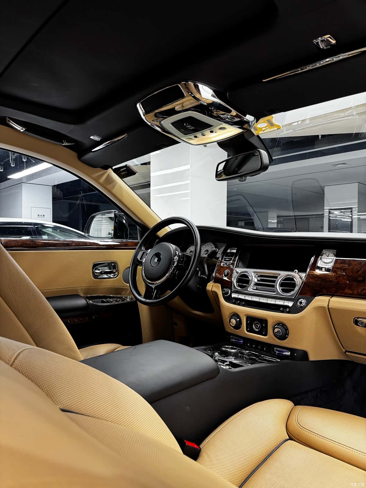 Rolls-Royce Ghost, 2018 7