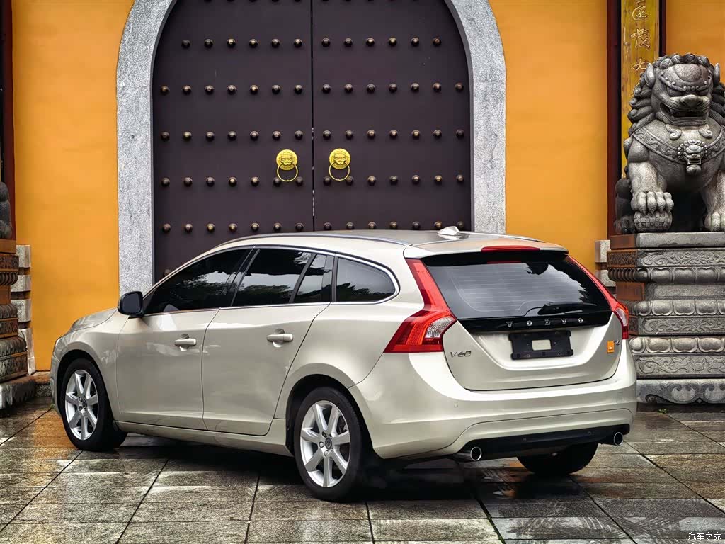 Volvo V60, 2017 9