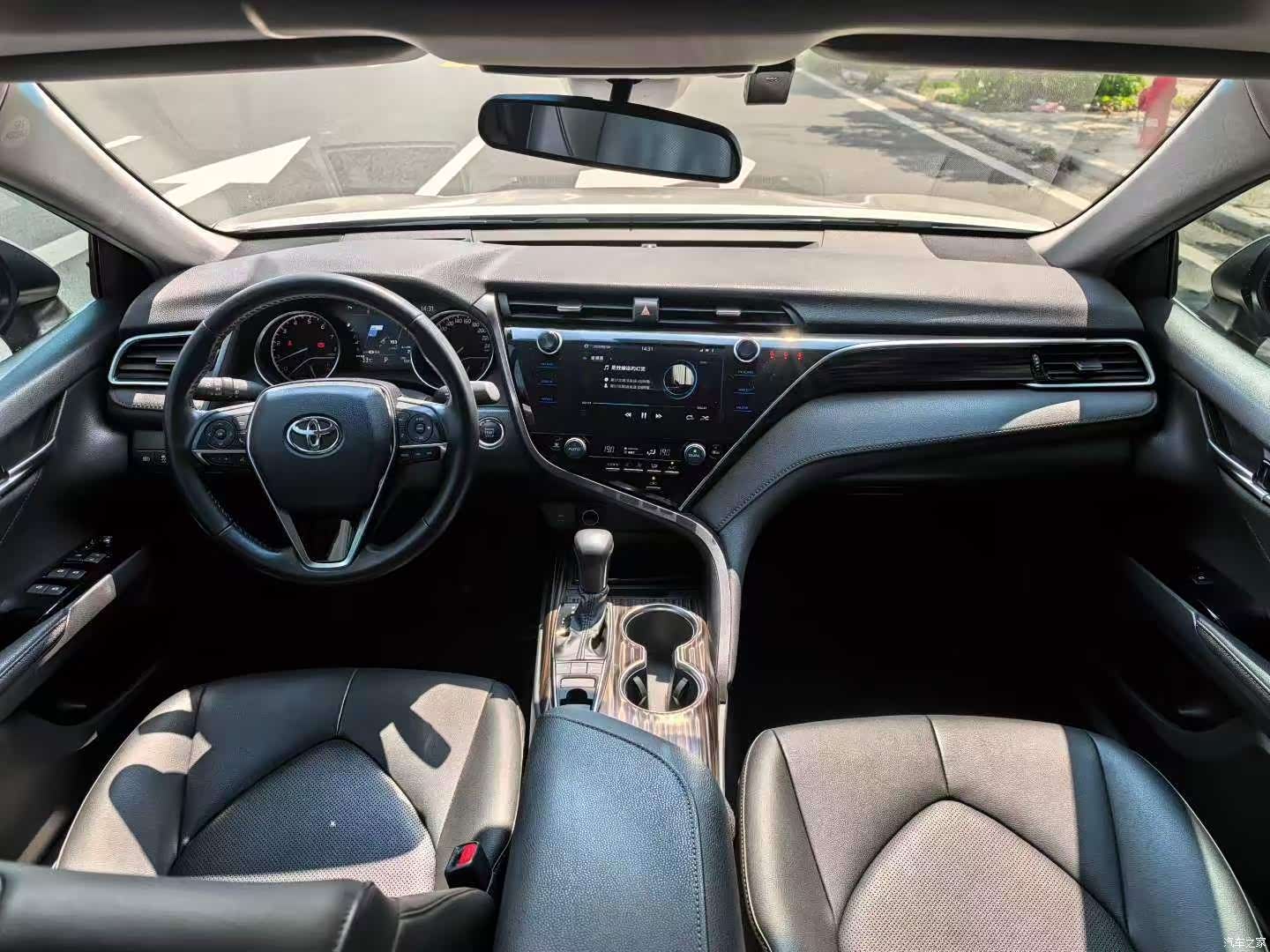 Toyota Camry, 2020 6