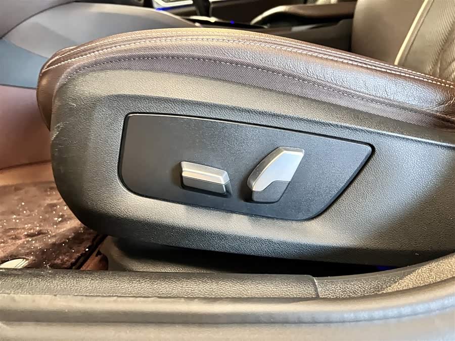 BMW 5 Series 2021, фото 22